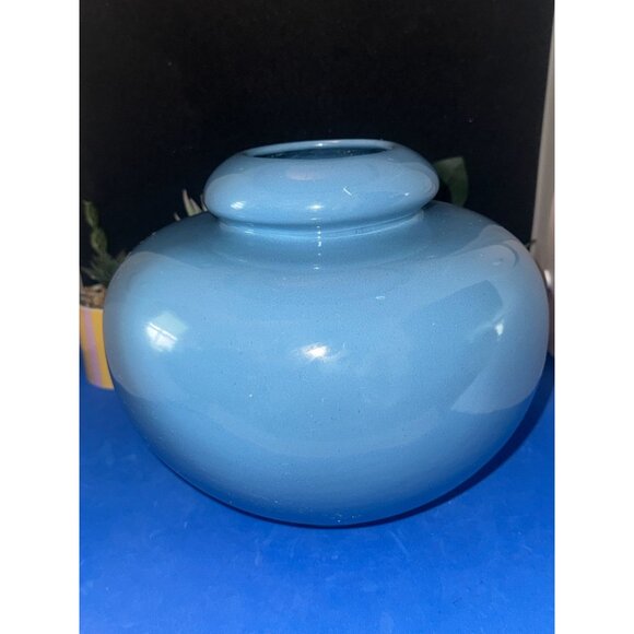 Madeline Originals Calif Mid-Century Ceramic Blue Vase - Picture 9 of 13